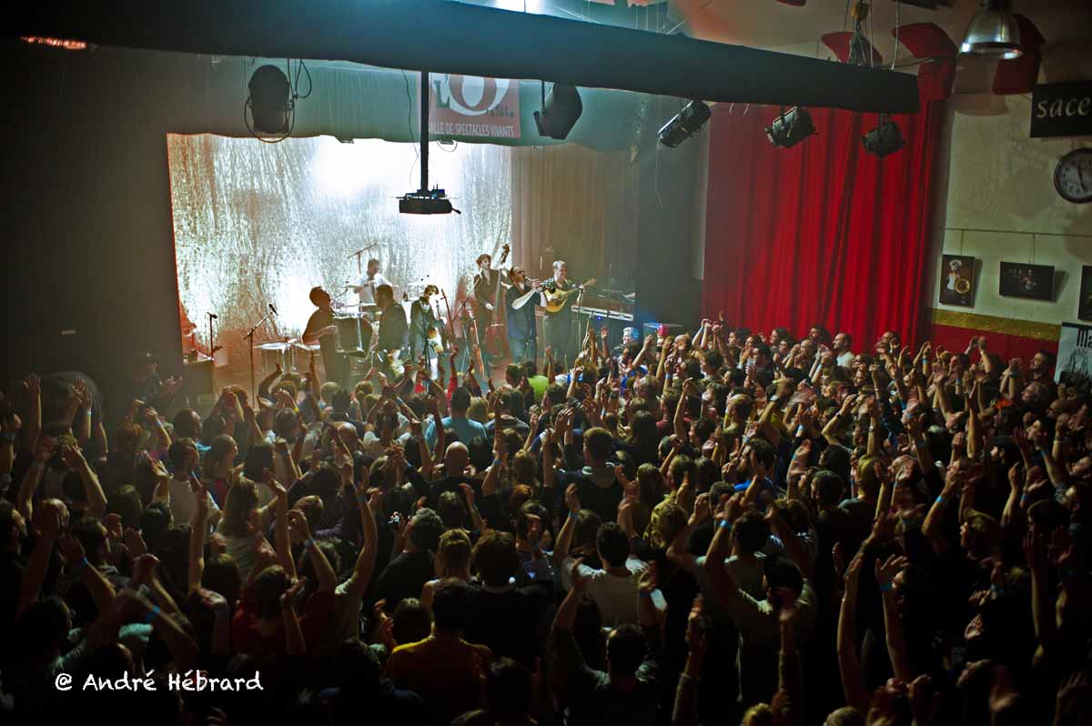  DSC1850.DEBOUT SUR LE ZINC10 2015 JPG